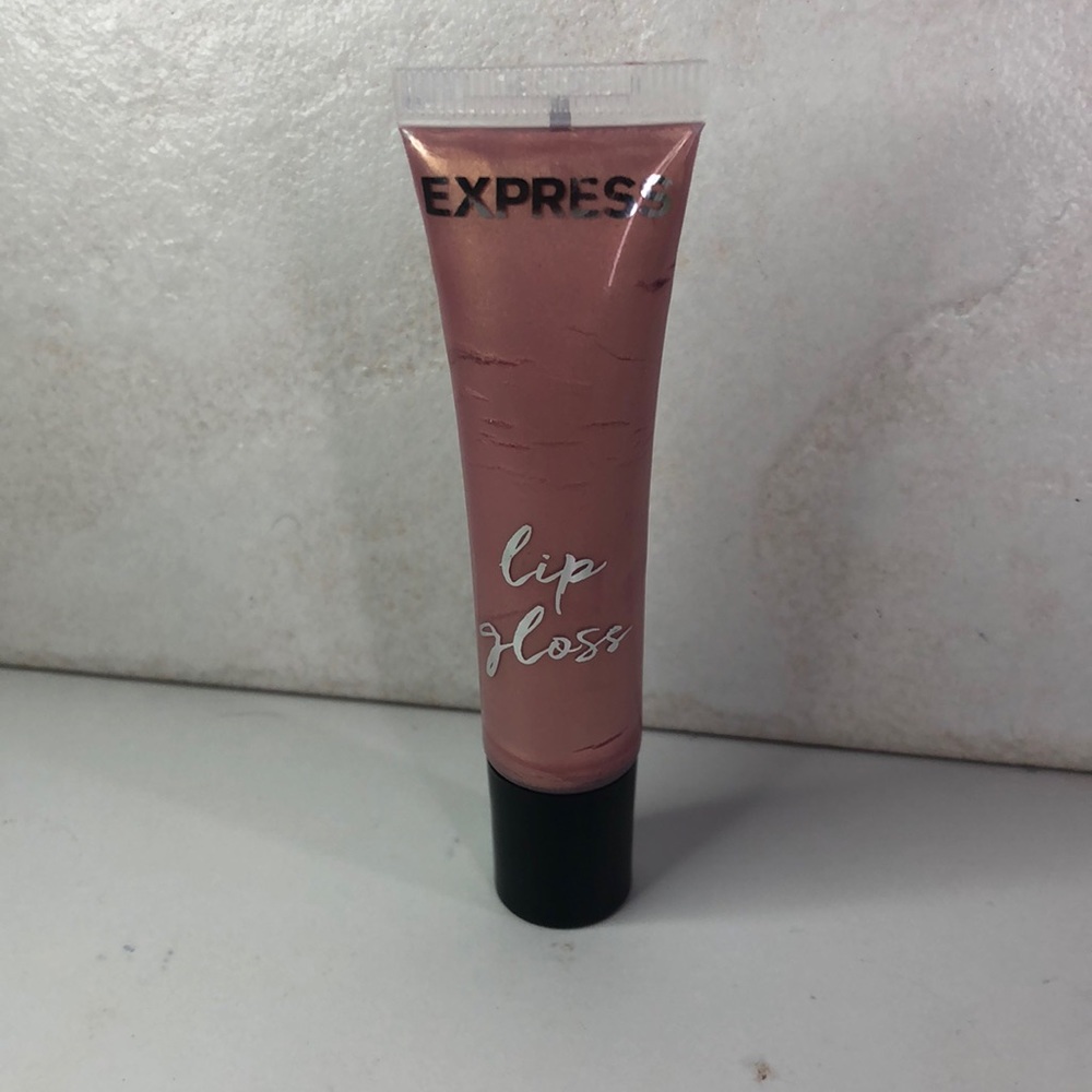 Lip gloss